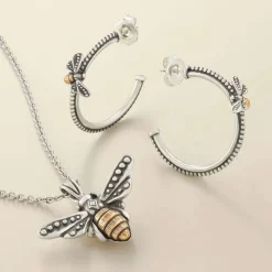 James Avery Artisan Jewelry Charms-Bee Pendant