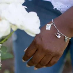 James Avery Artisan Jewelry Charms-Mini Daisy Charm